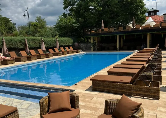 Atos Srebrno Jezero - Villa And Restaurant