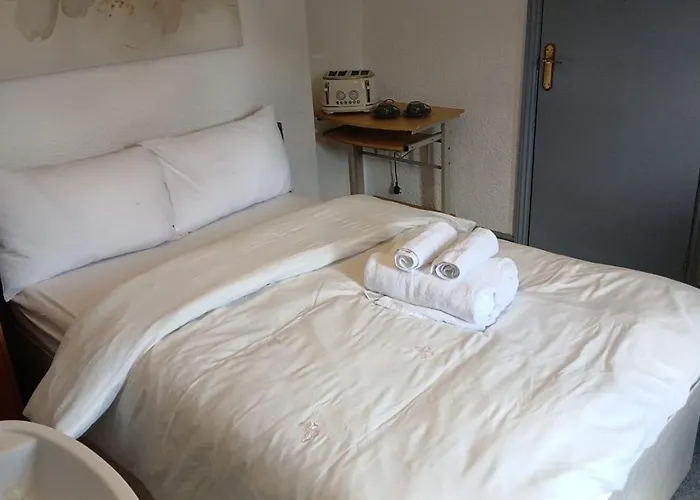 Eastern Bridge Rooms