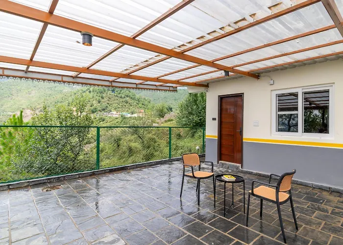 The Hosteller Dharamshala, Mountain Escape