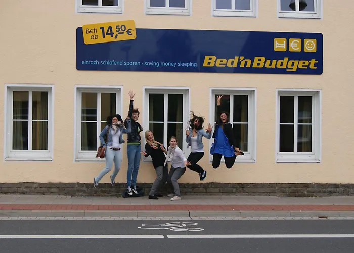 Bed'Nbudget Expo-Hostel Dorms