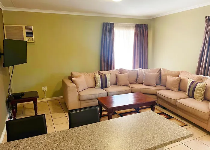 Protea Ridge Guest Cottages And Conference Centre