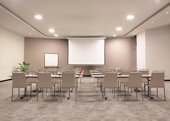 Nh Collection Royal Smartsuites