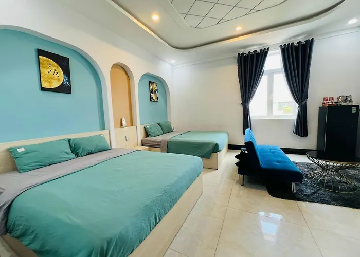 Queen Sea Hotel