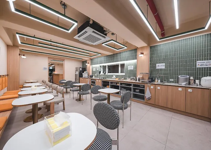 Gyeongju Coolstay Hotel