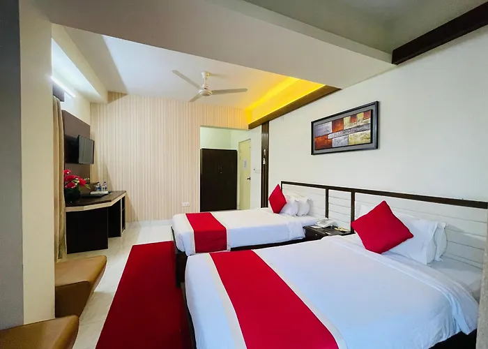 Hotel Grand Circle Inn