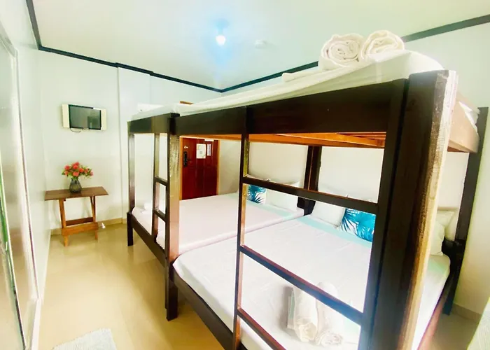 Catappa Lodge Puerto Galera