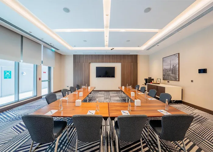 Hampton By Hilton Dubai Airport
