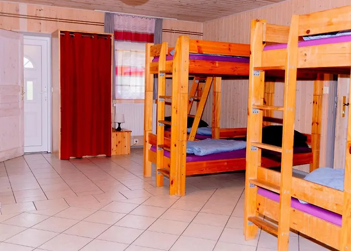 Hostel Waldhaus am Ferienpark Gruppenhaus