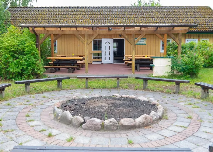 Hostel Waldhaus Am Ferienpark Gruppenhaus