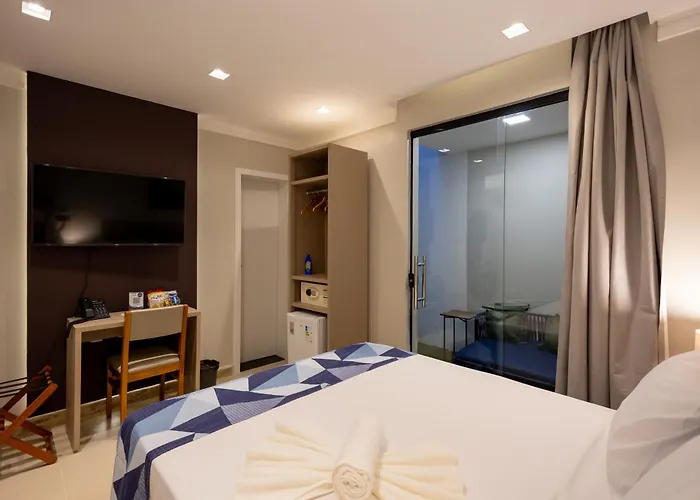 Aira Hotel