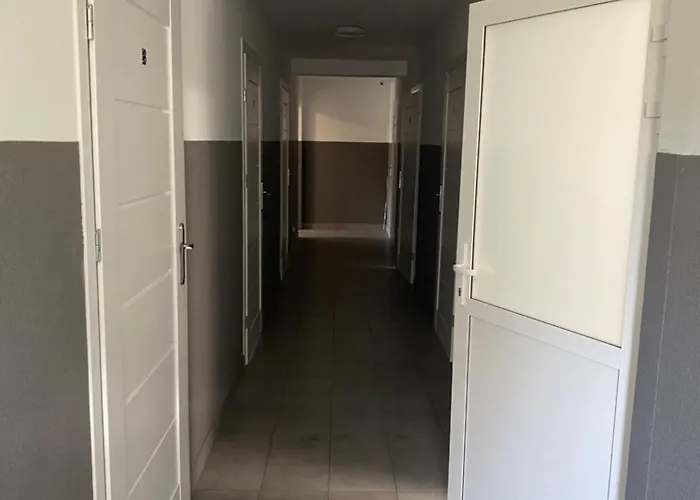Hostel Tcl