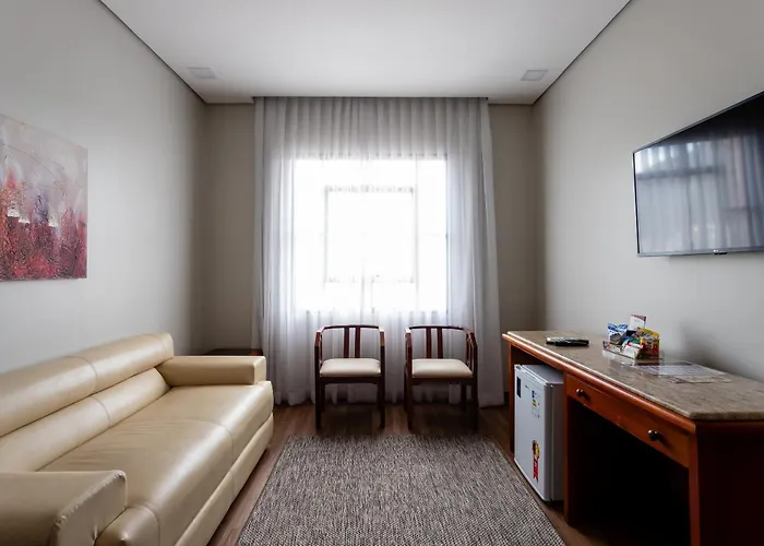 Hotel Carlton Plaza