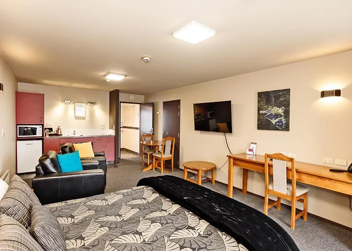 Balmoral Lodge Motel