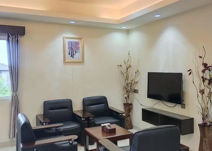 Hotel & Apartment Ambassador 3