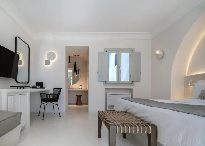 Akra Suites & Spa