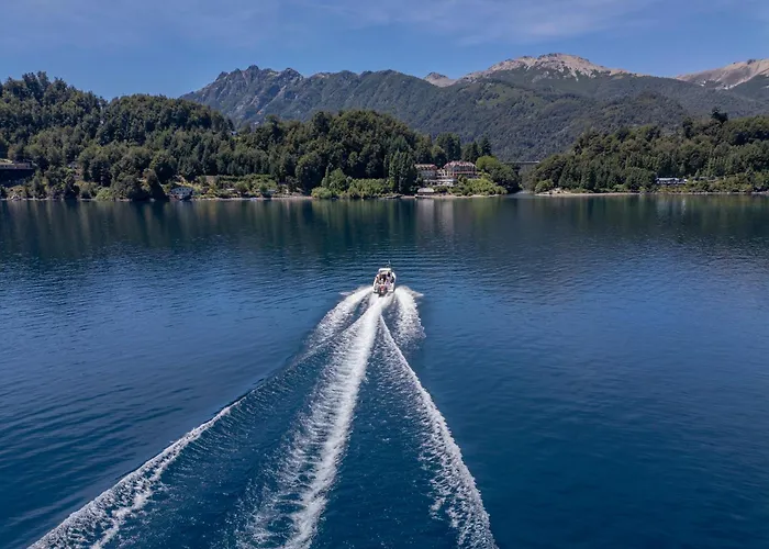 Correntoso Lake & River Hotel