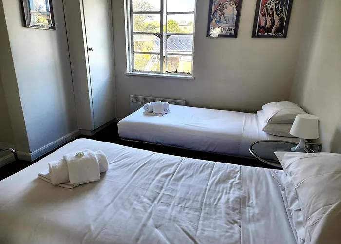 Fish Creek Hotel