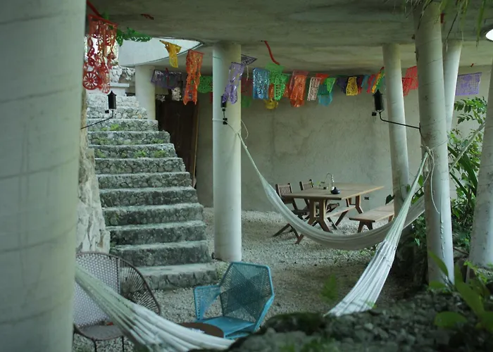 Elmar Hostel