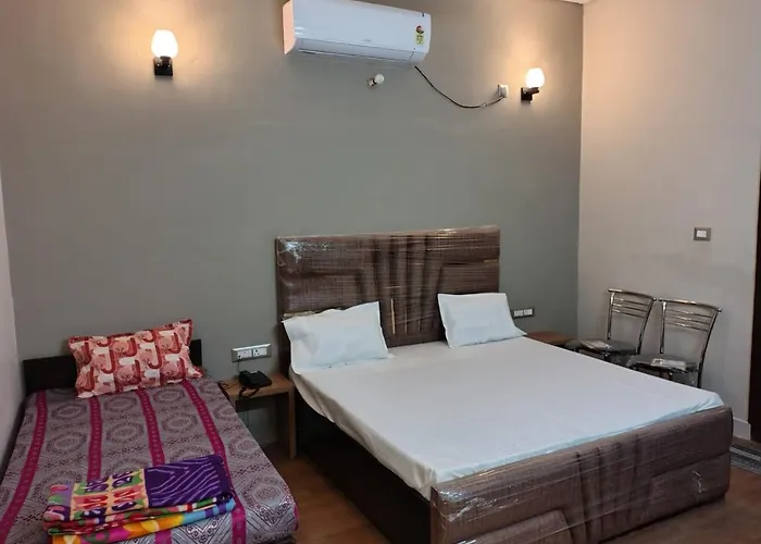 Krishna Hotel