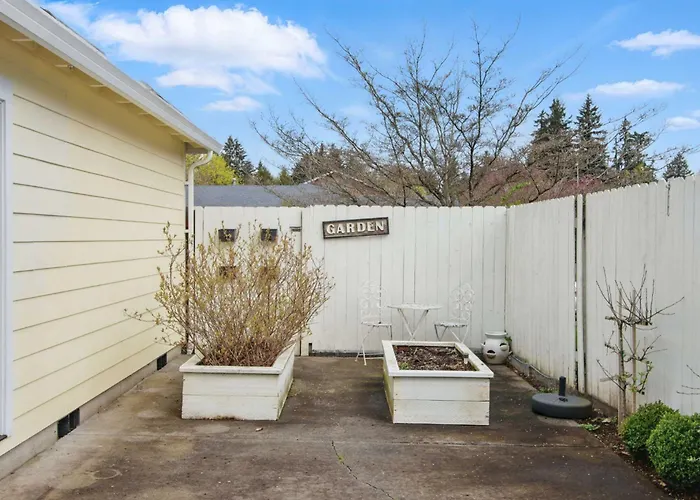 Vancouver Retreat