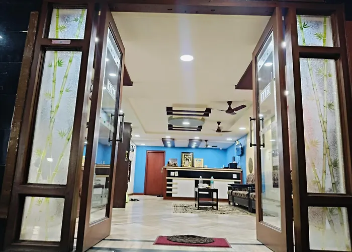 M R Hotels