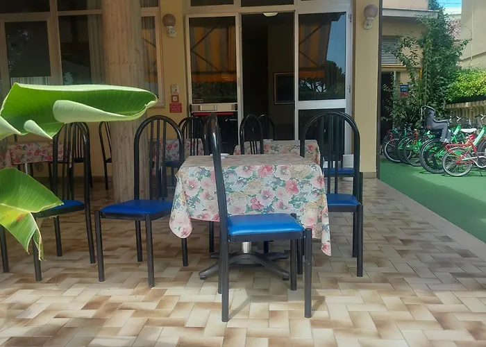 Hotel Holiday Garni - Pet Friendly
