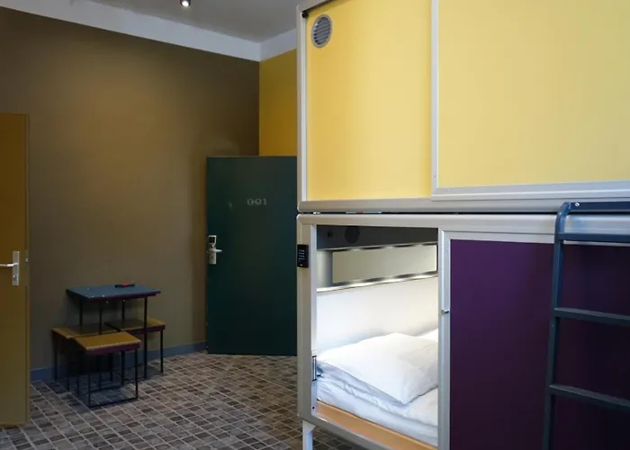 Five Elements Hostel And Capsules Frankfurt