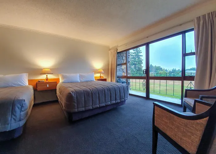 Distinction Mackenzie Country Hotel