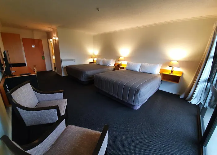 Distinction Mackenzie Country Hotel