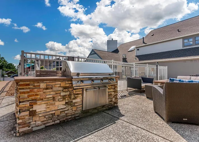 Mainstay Suites St Louis - Galleria