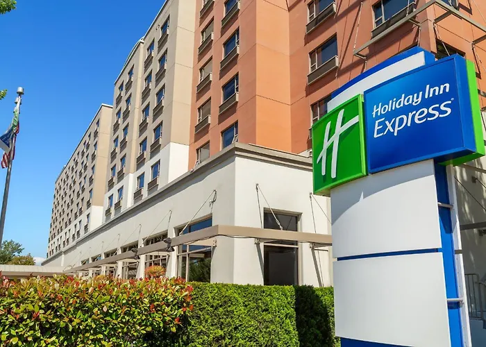 Holiday Inn Express Vancouver Airport-Richmond By Ihg