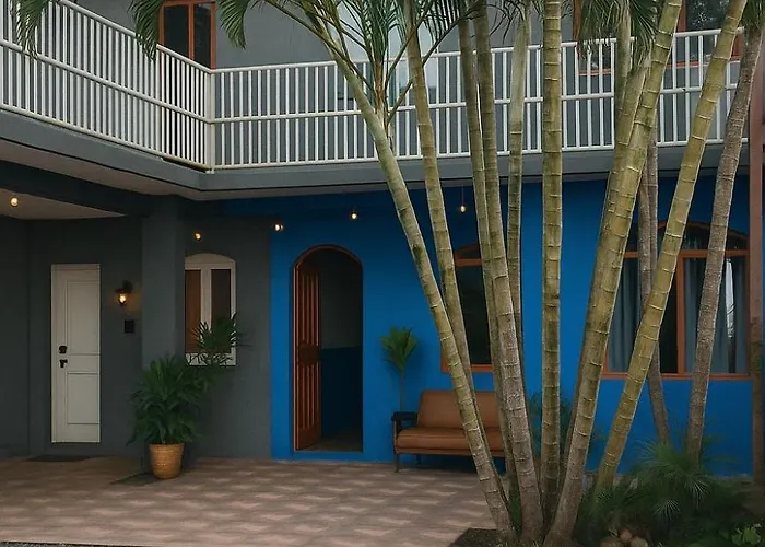 Fica, Vai Ter Bolo Hostel