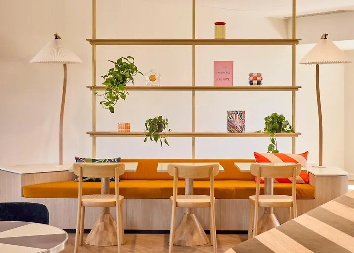 Hampton By Hilton Lyon Airport