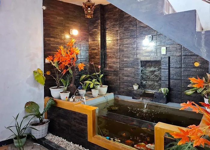 Hotel Green View Near Sarangan Lake Redpartner