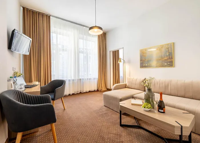 Hotel Lothus