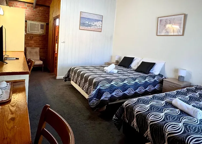 Diamond House Motor Inn