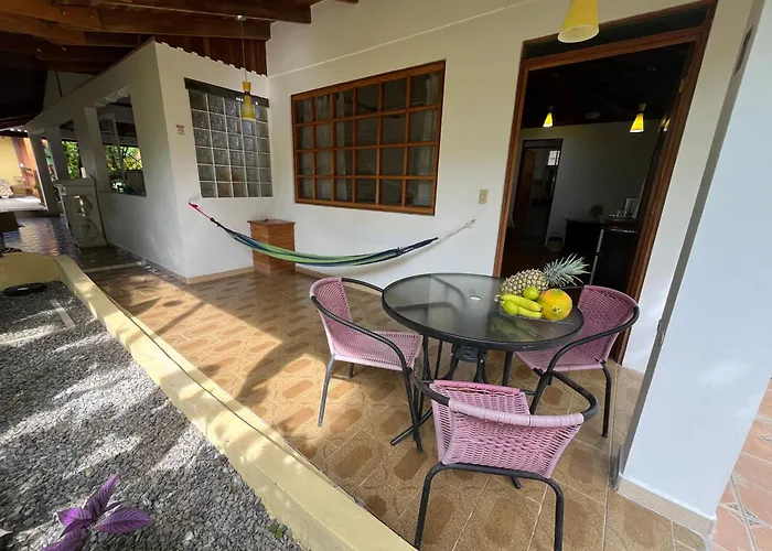 Hotel Pura Vida