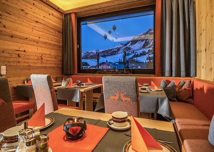 Hotel Garni Haus Tyrol