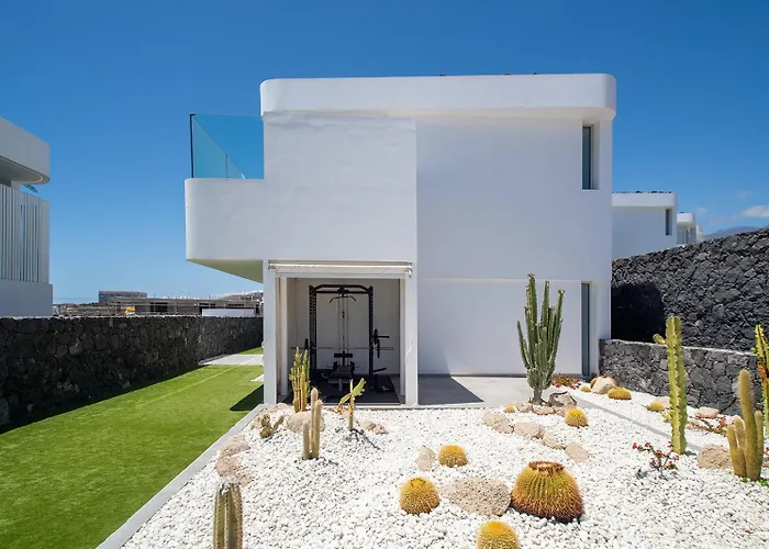 Rocavista - Villa With Heated Rooftop Pool And Amazing Ocean View