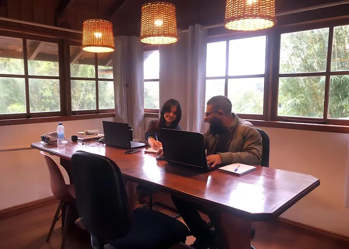 Nômades Riverside - Adventure Hostels&Coworking