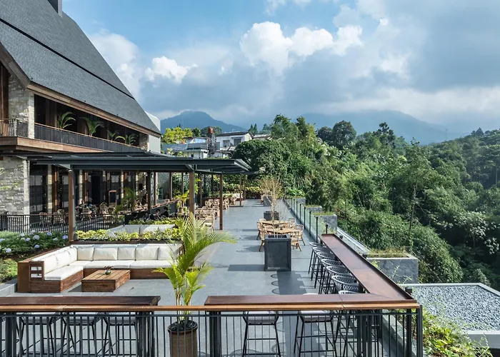Plataran Puncak Resort
