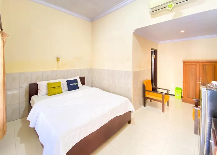 Urbanview Surya Guest House Probolinggo