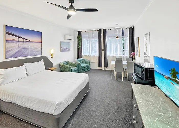 Golden Sands Motor Inn