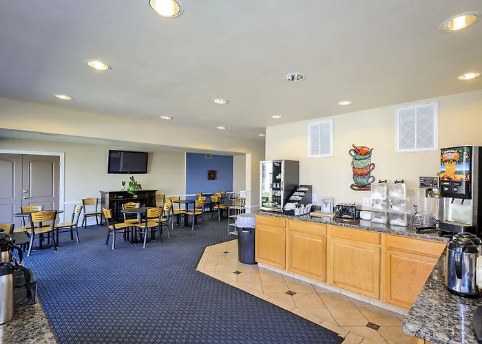 Days Inn By Wyndham Modesto