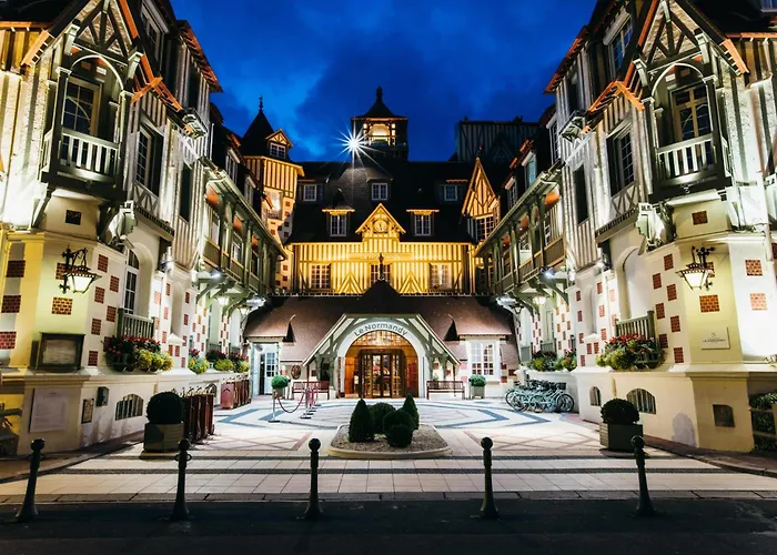 Hotel Barriere Le Normandy