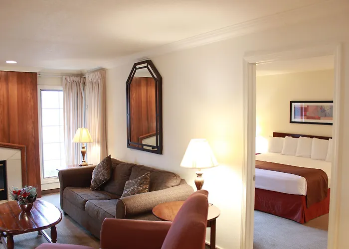 The Inn At Tallgrass