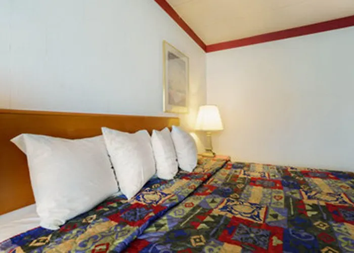 Maryville Inn