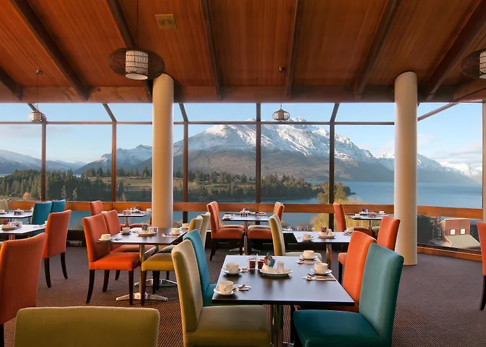Copthorne Hotel & Apartments Queenstown Lakeview