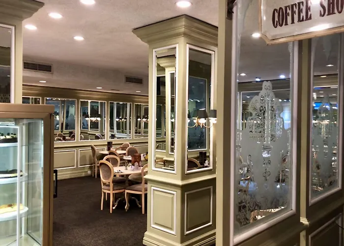The Royal Hotel By Coastlands Hotels & Resorts