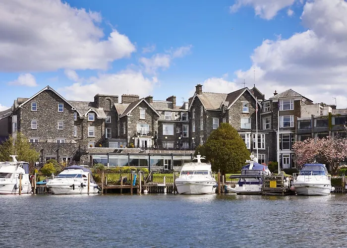 Macdonald Old England Hotel & Spa